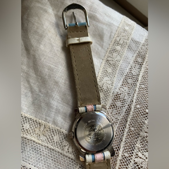 Vintage MILA II Pink Blue White Quartz Watch Stainless Steel Back Accessory - Picture 7 of 10